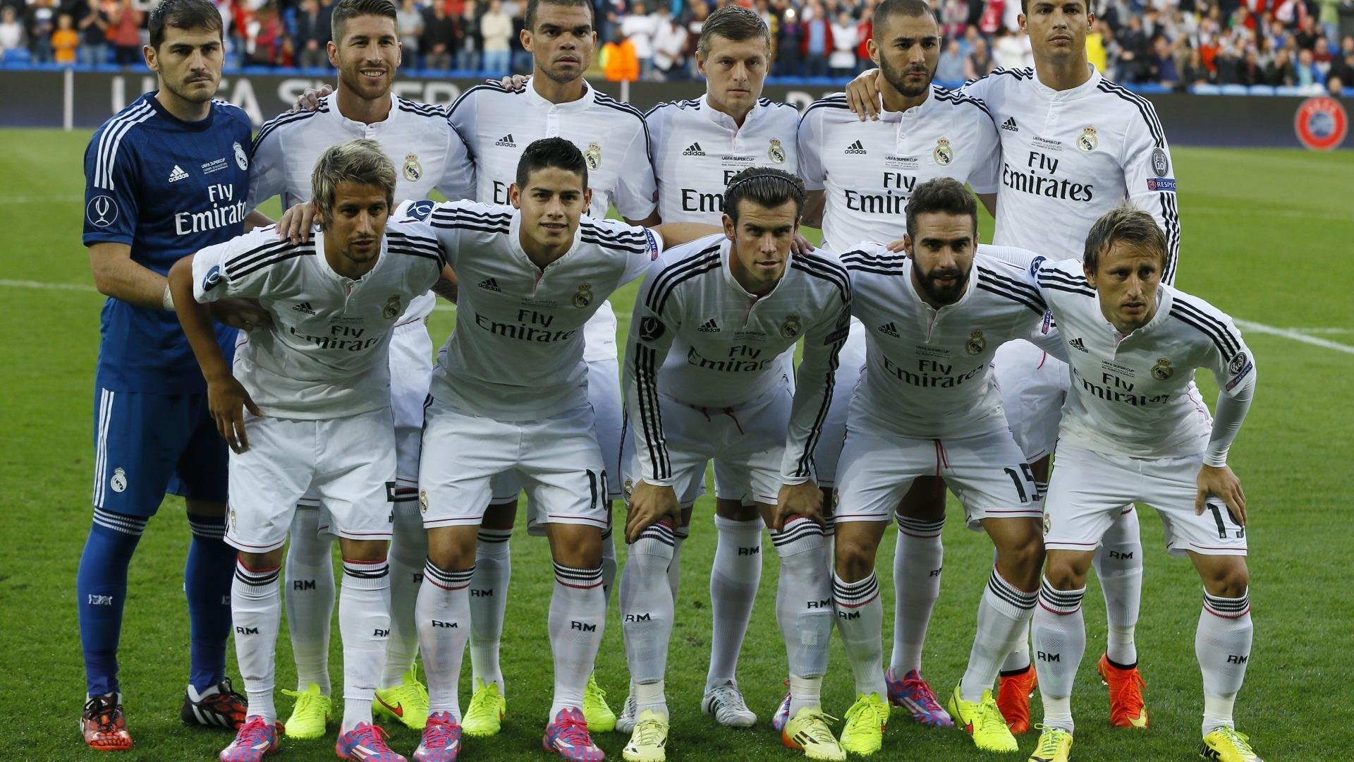 开云下载-瑞士打穿尼日利亚，C罗在年度焦点之战接管比赛，当精密齿轮咬碎天赋，孤星如何照亮足球的终极命题